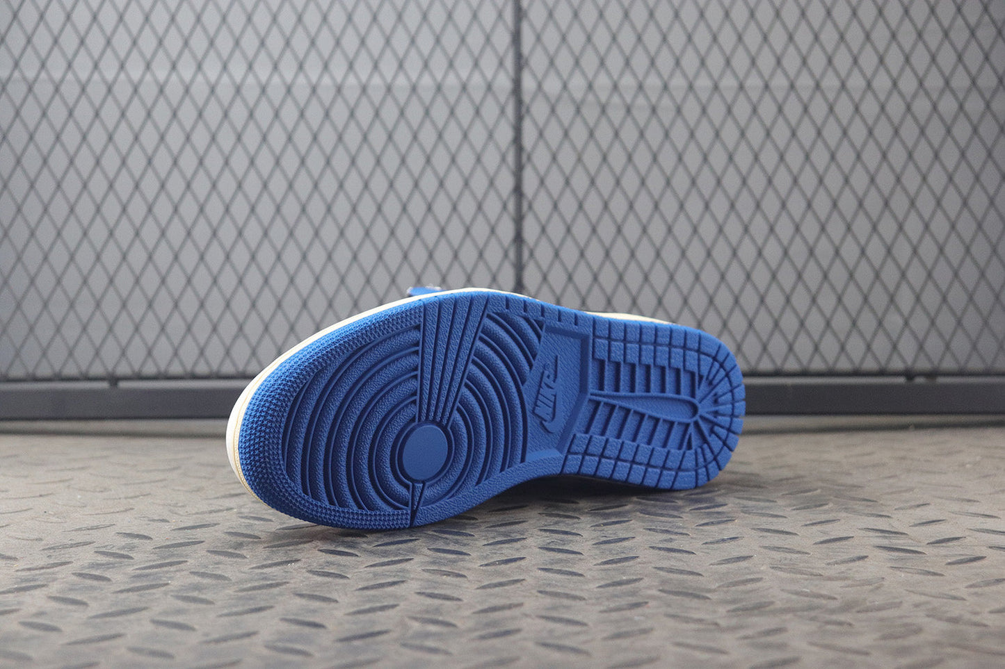 Travis Scott x fragment design x Air Jordan 1 High OG "Military Blue"