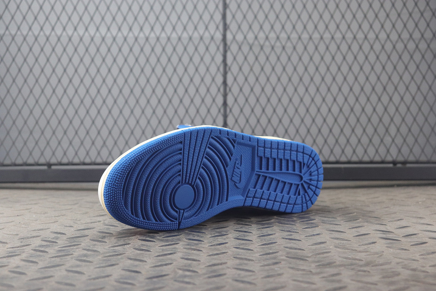 Travis Scott x fragment design x Air Jordan 1 High OG "Military Blue"