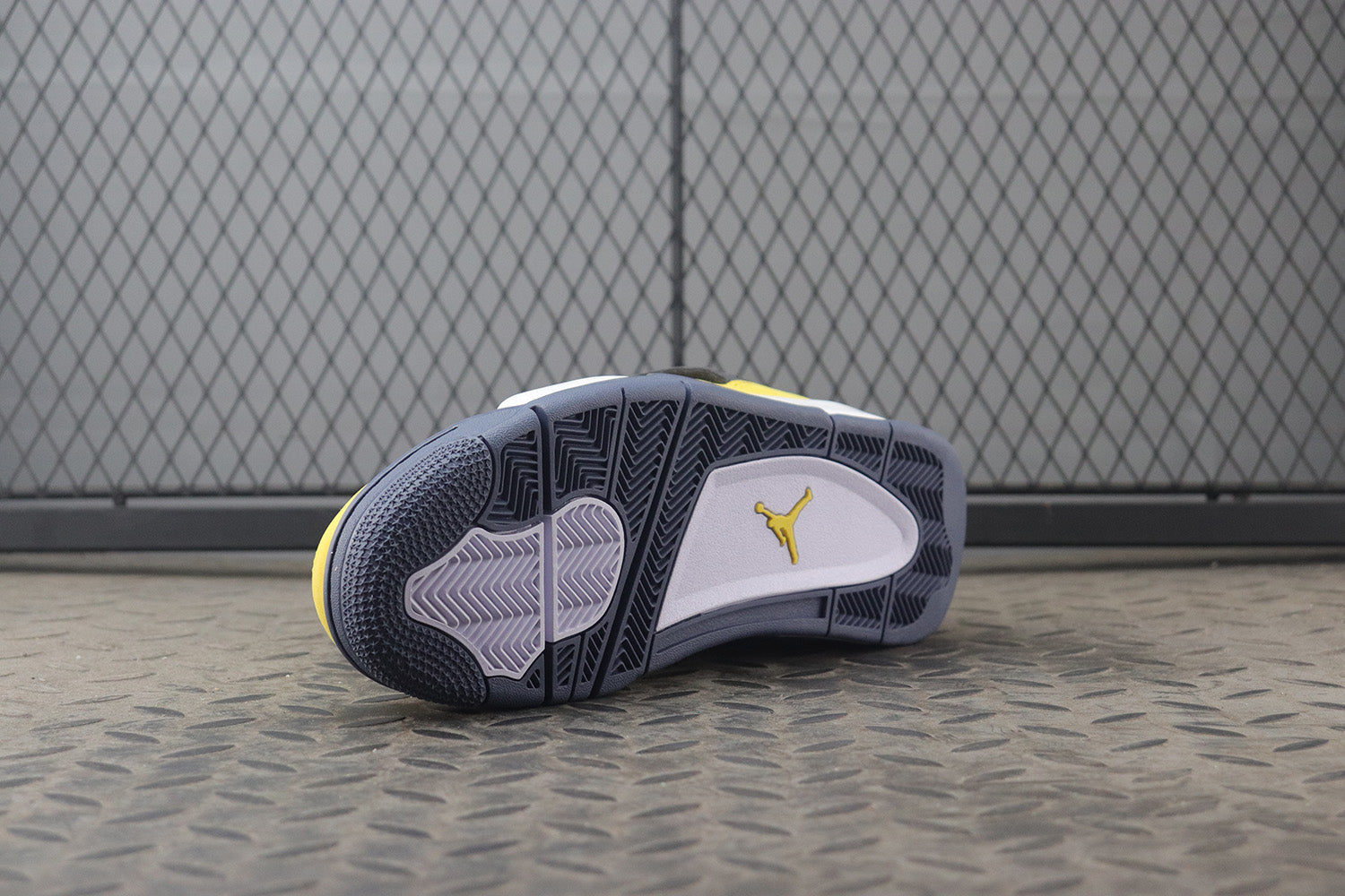 Nike air jordan 4 lightning, all sizes available.