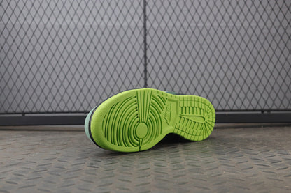 Nike dunk sb low green lobster, all sizes available.