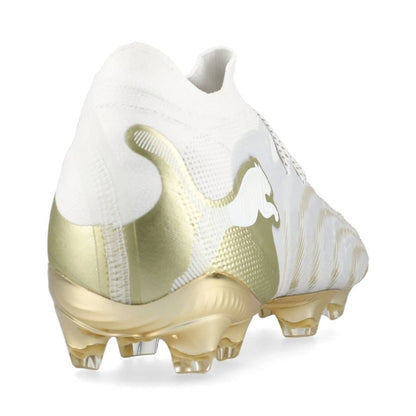 back heel view of the PUMA Future 9 Ultimate FG White Gold in White/Gold/Black colorway