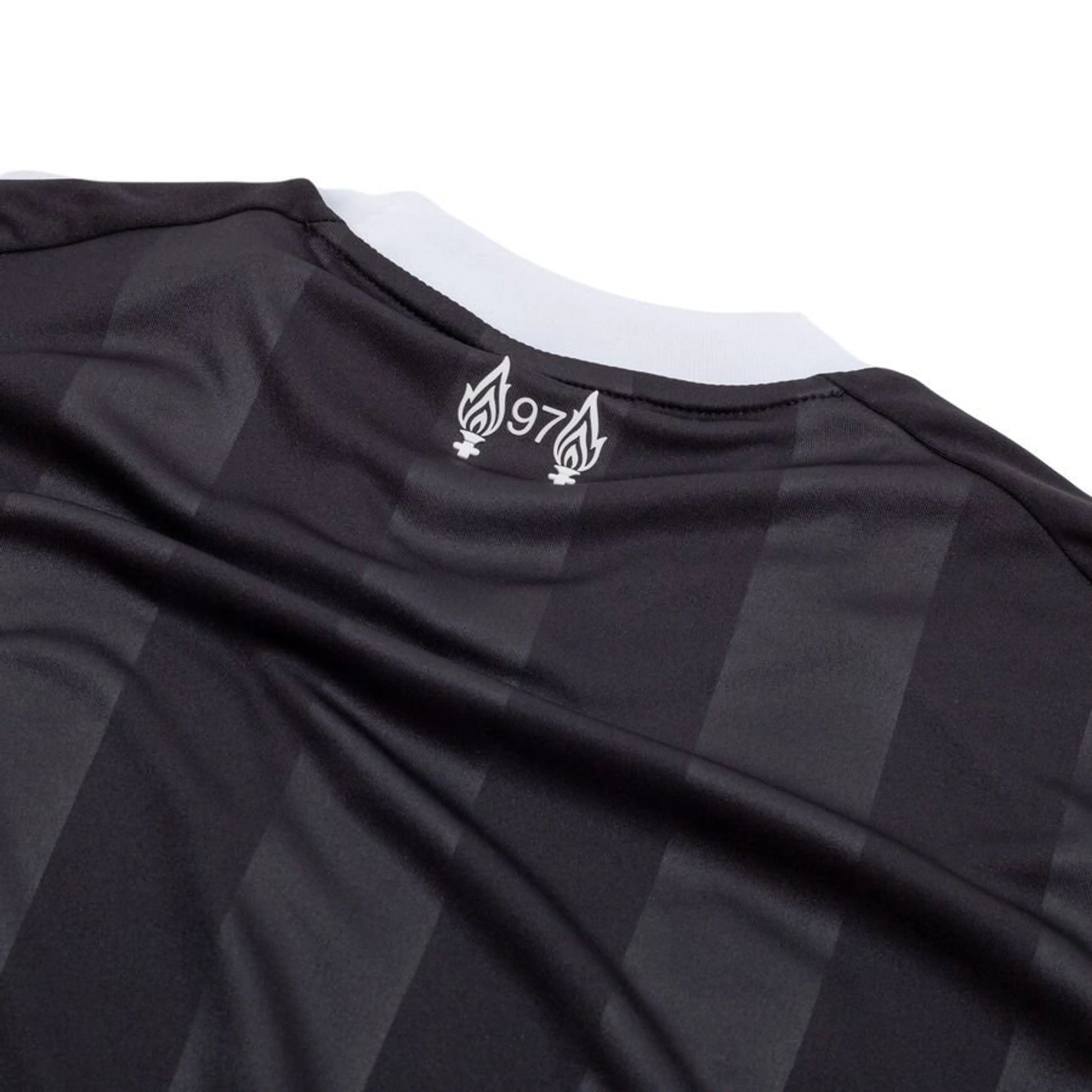 back neck view of the adidas Liverpool FC 2025/26 Third Goalkeeper Jersey