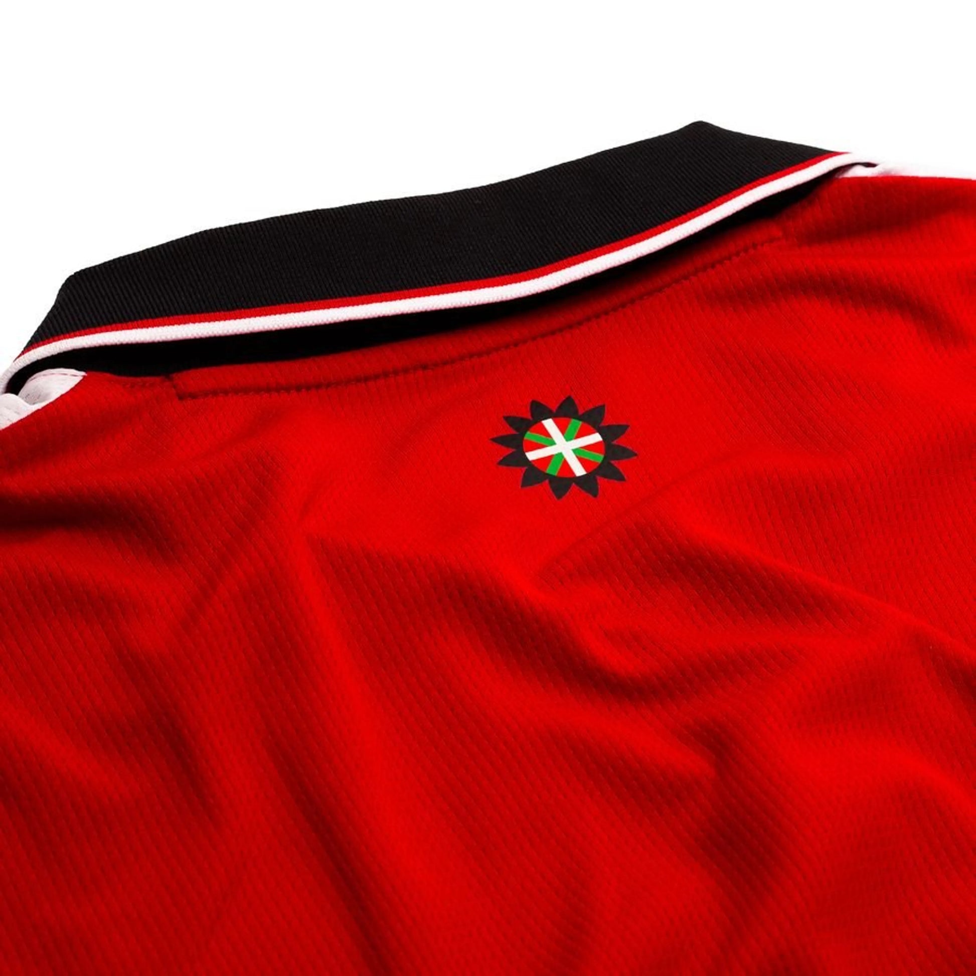 back neck view of the Castore Athletic Bilbao 2025/26 Home Red & White Shirt