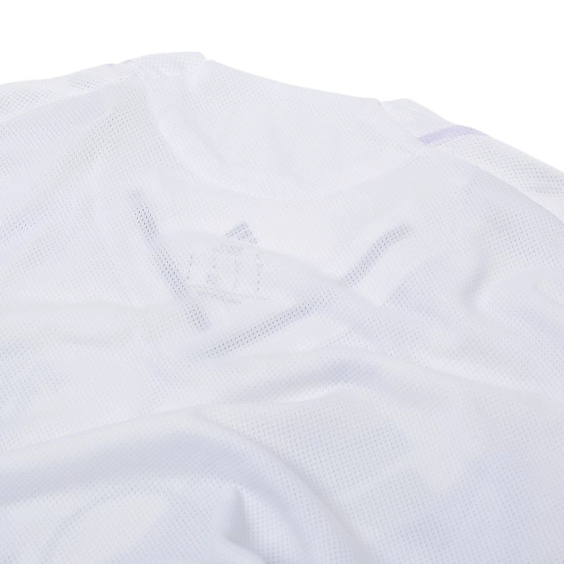 back neck view of the adidas Manchester United 2025/26 Away White Jersey