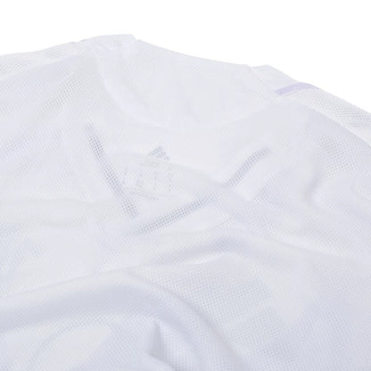 back neck view of the adidas Manchester United 2025/26 Away White Jersey
