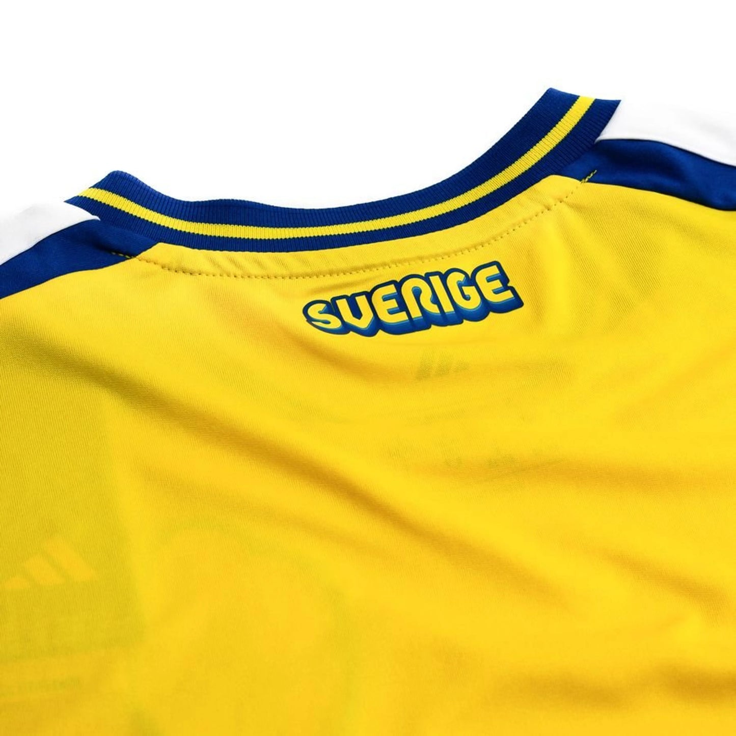 back neck view of the adidas Sweden Women's Home Shirt World Cup 2026 - Yellow/Navy
