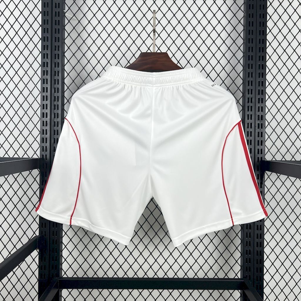 back view of the Arsenal 25/26 Home White Shorts