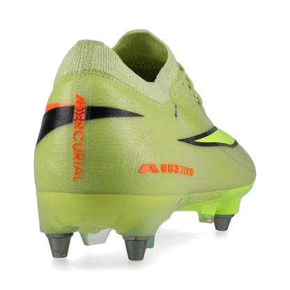 back view of the Nike Air Zoom Mercurial Vapor 16 Elite SG-PRO Max Voltage
