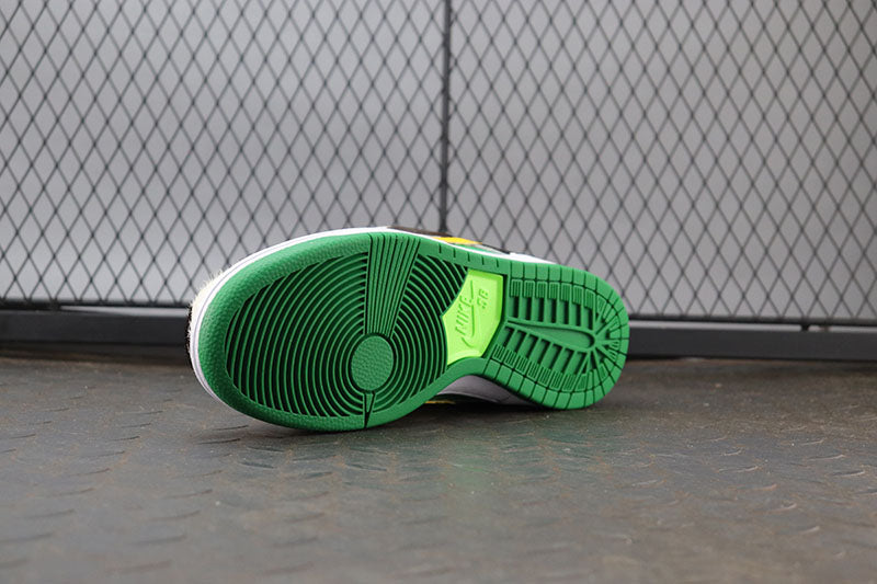 Nike dunk sb low chunky dunky, all sizes available.