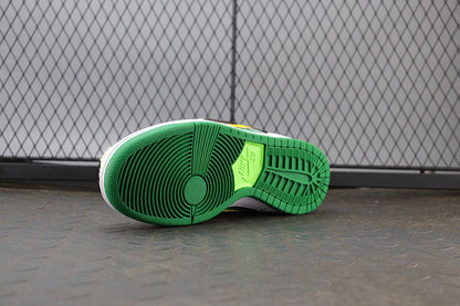 Nike dunk sb low chunky dunky, all sizes available.
