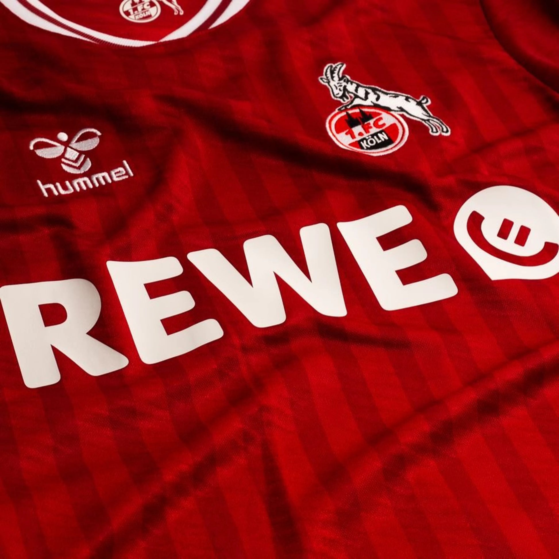 close up view of the hummel FC Köln Away Shirt 2025/26