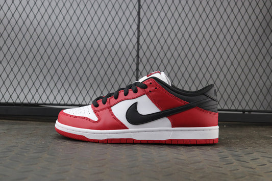 Nike dunk sb low chicago, all sizes available.