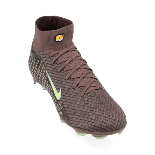 front view of the Nike Air Zoom Mercurial Superfly 10 Elite FG Mbappé Personal Edition in a Grey/Silver colorway