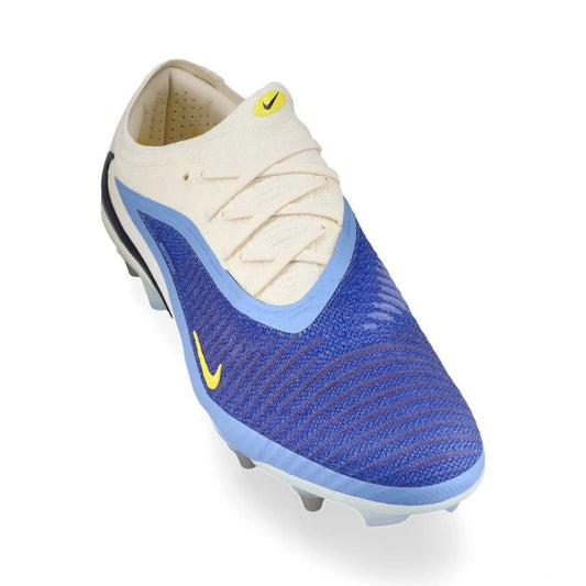front view of the Nike Phantom 6 Elite Low Cut SG-PRO in blue and white from the exclusive Fear Nothing Pack