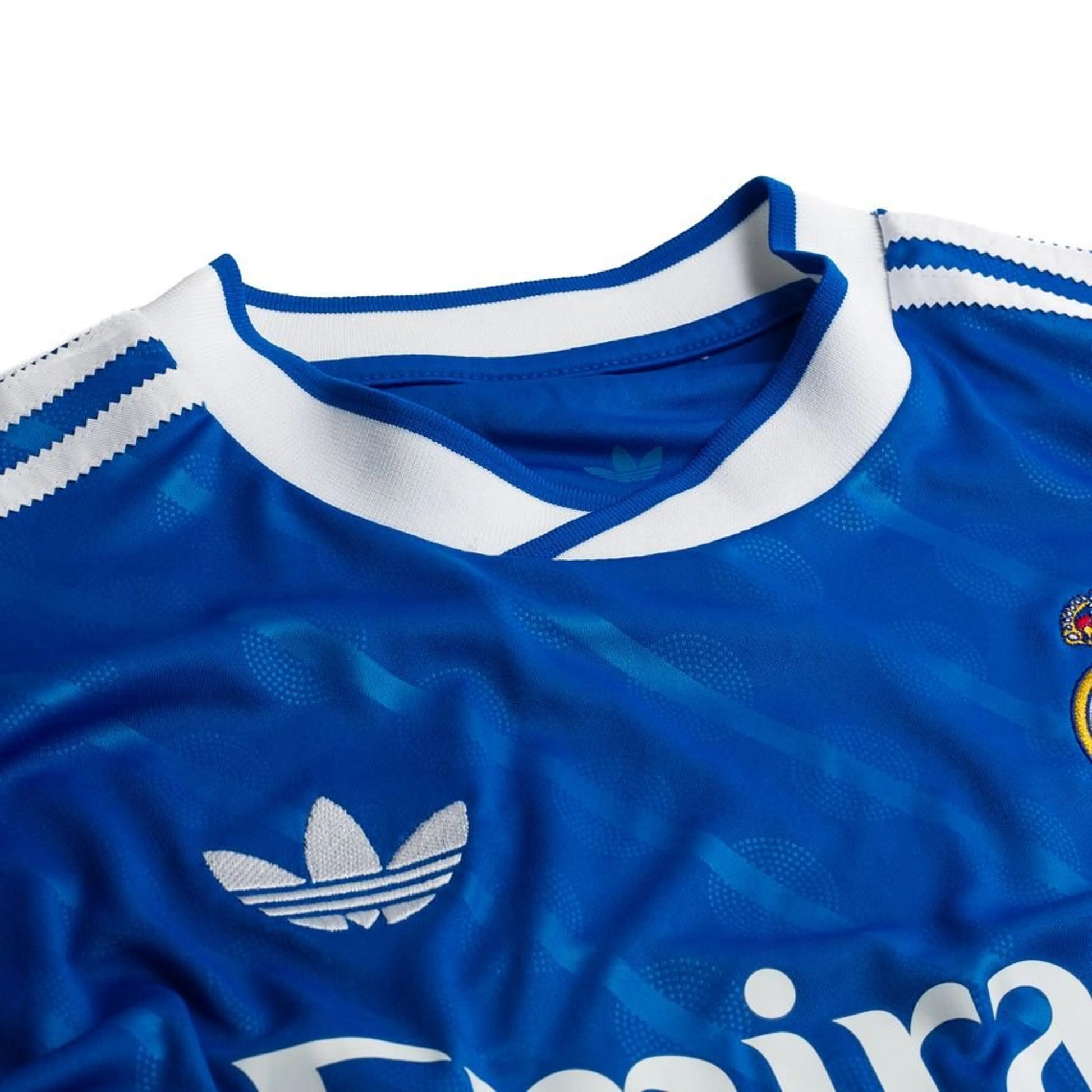 neck view of the Adidas Real Madrid 2025/26 Third Blue Long Sleeve Jersey