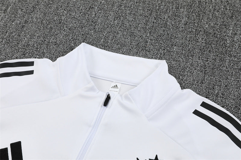 neck view of the white top of Germany 25/26 Quarter-Zip Tracksuit
