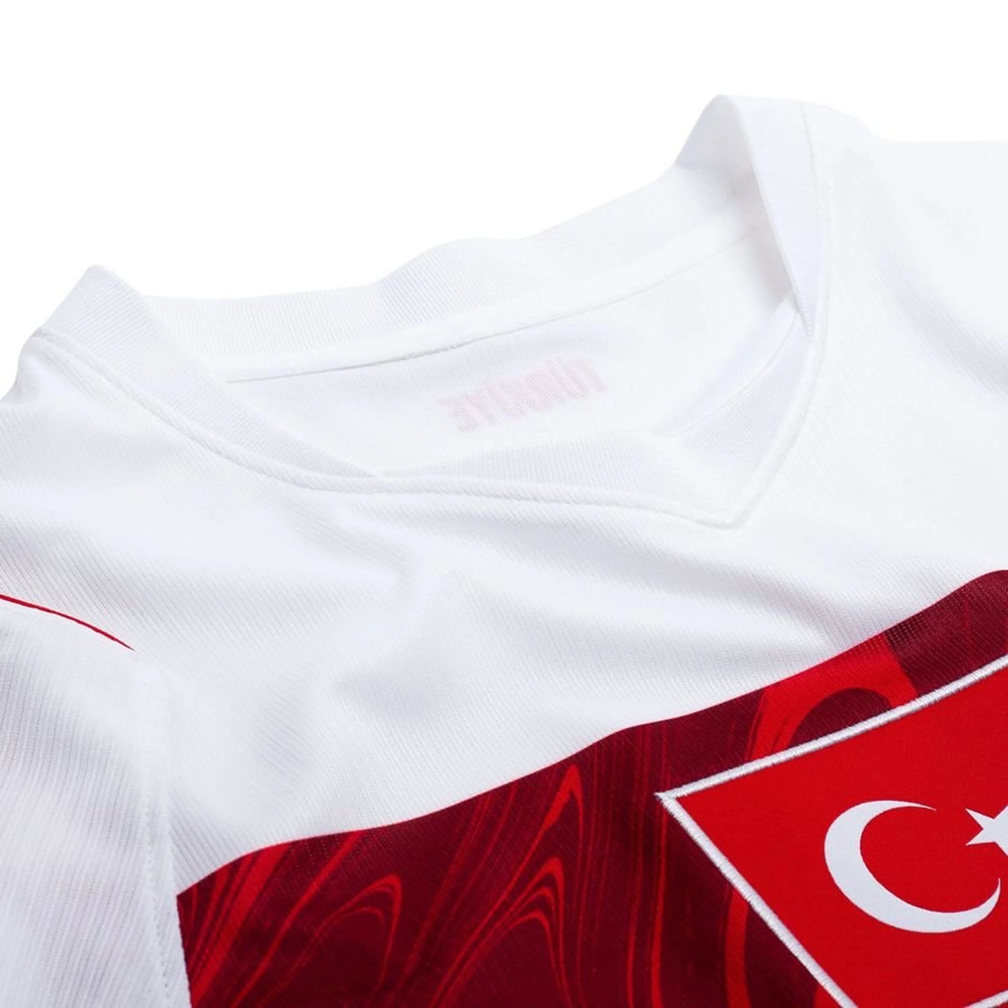 neck view of the Nike Turkey Womens Away Shirt World Cup 2026 - White/Red
