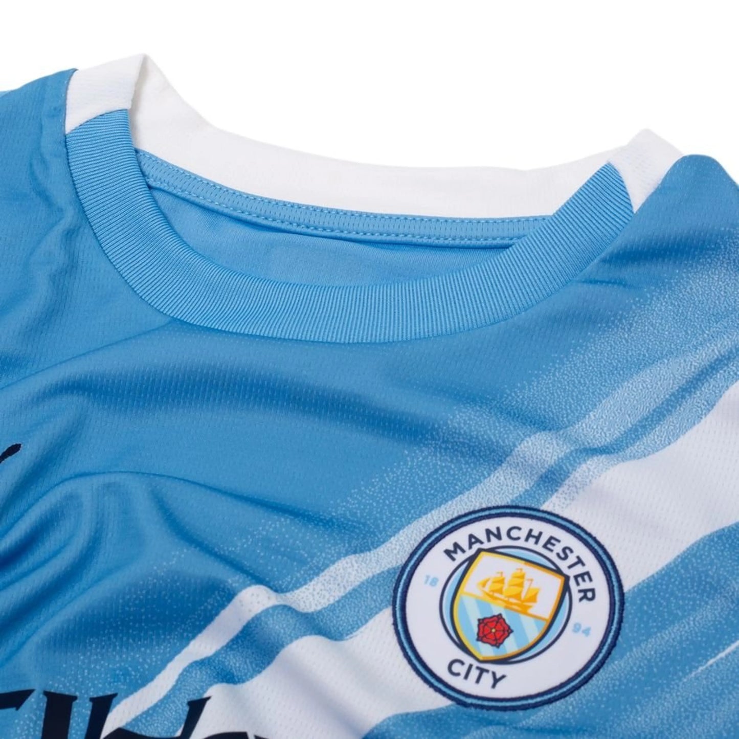 neck view of the Puma Manchester City Home Shirt 2025/26 Women -  Blue/White
