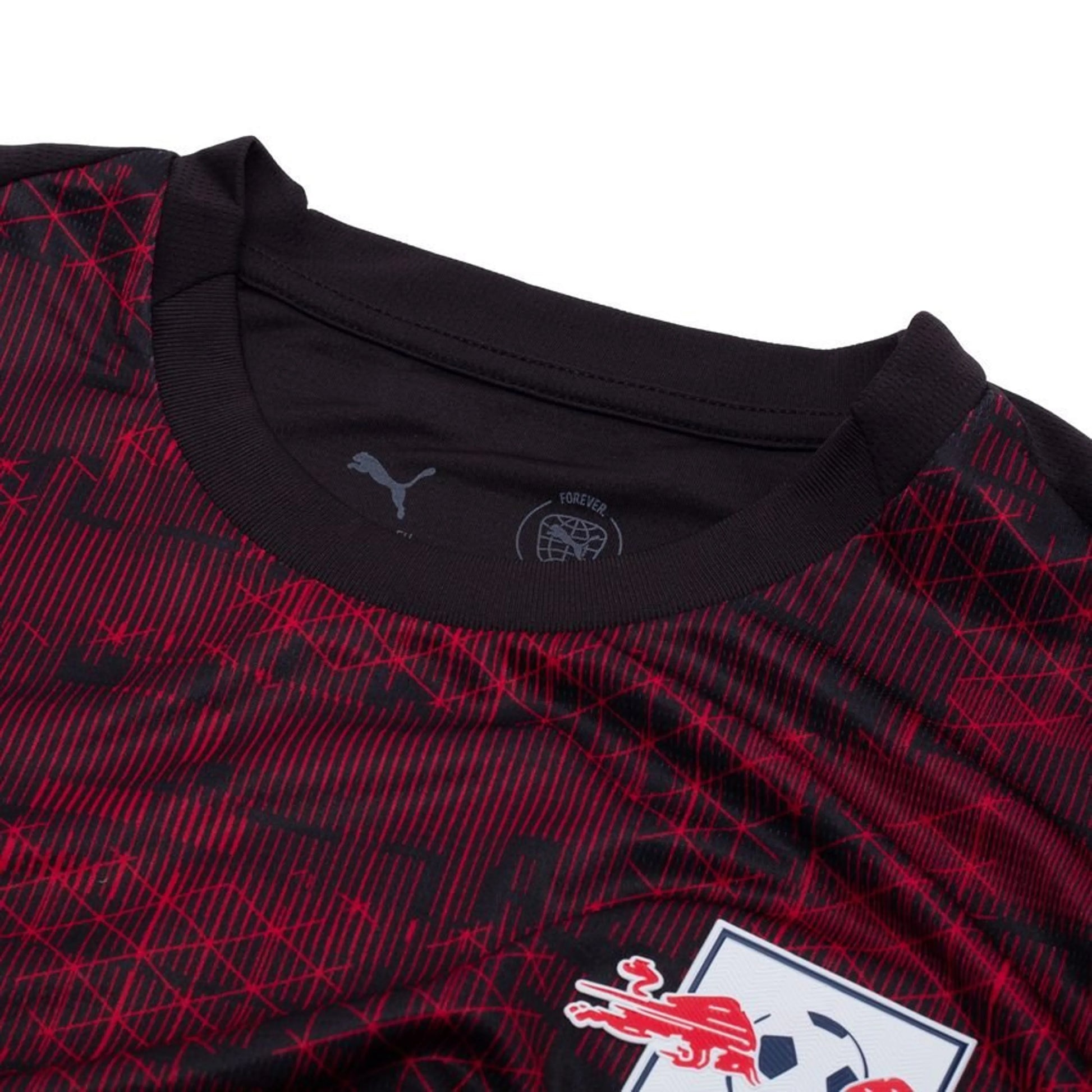 neck view of the Puma RB Leipzig 2025/26 Third Red Shirt