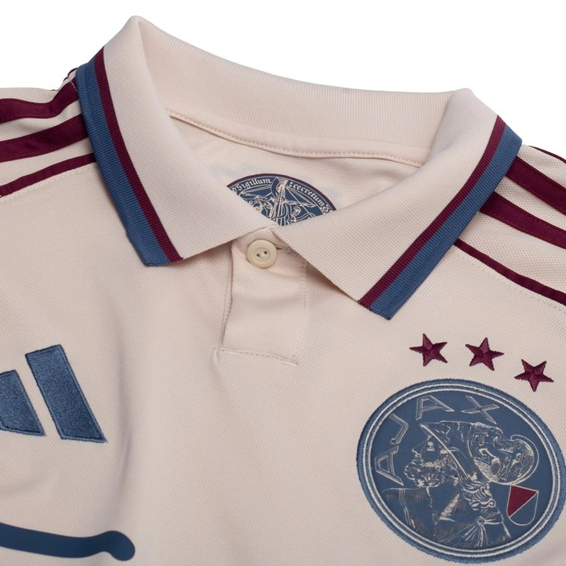 neck view of the adidas Ajax 2025/26 Third White Shirt