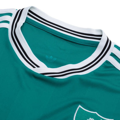 neck view of the adidas Liverpool FC 2025/26 Third Long Sleeve Jersey