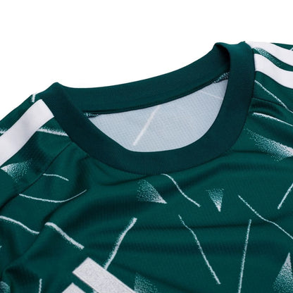 neck view of the adidas Liverpool FC Goalkeeper Shirt 2026/27