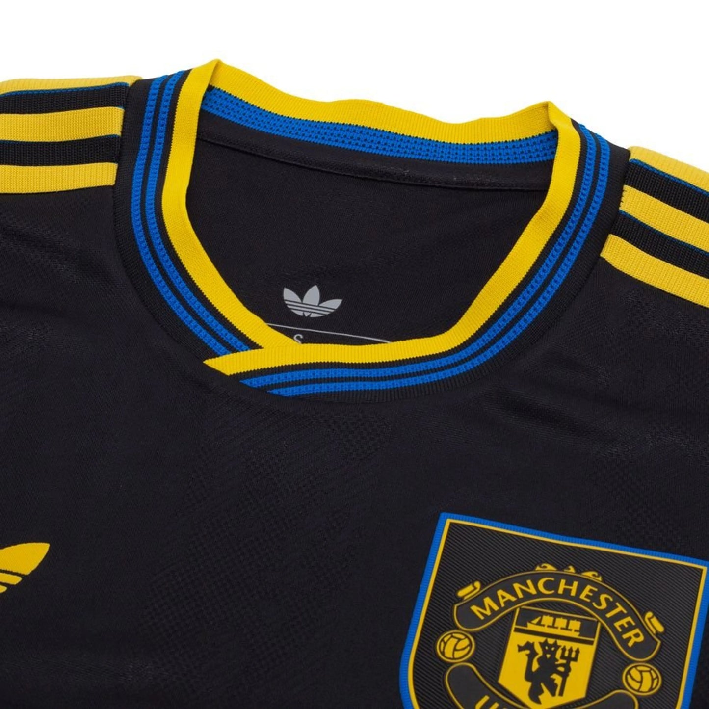 neck view of the adidas Manchester United 2025/26 Third Black Jersey