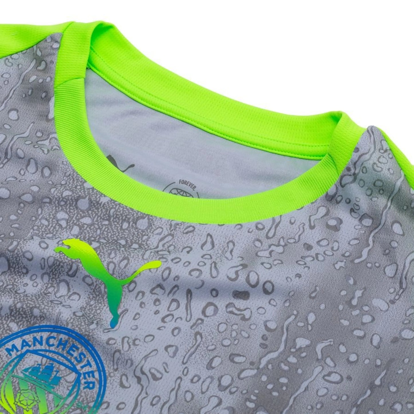neck view of the PUMA Manchester City 2025/26 Third Shirt