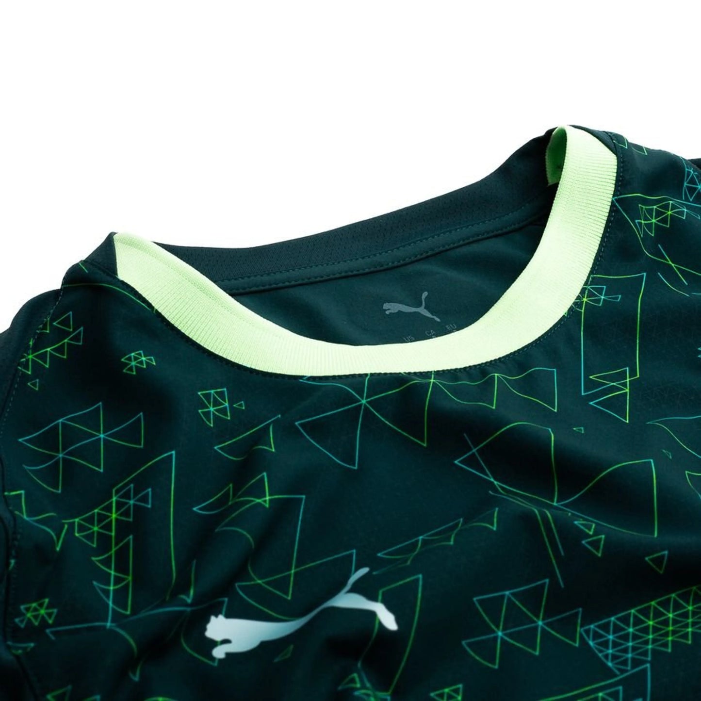 neck view of the PUMA Manchester City x EAFC26 Fourth Jersey in Electric Blue and Black