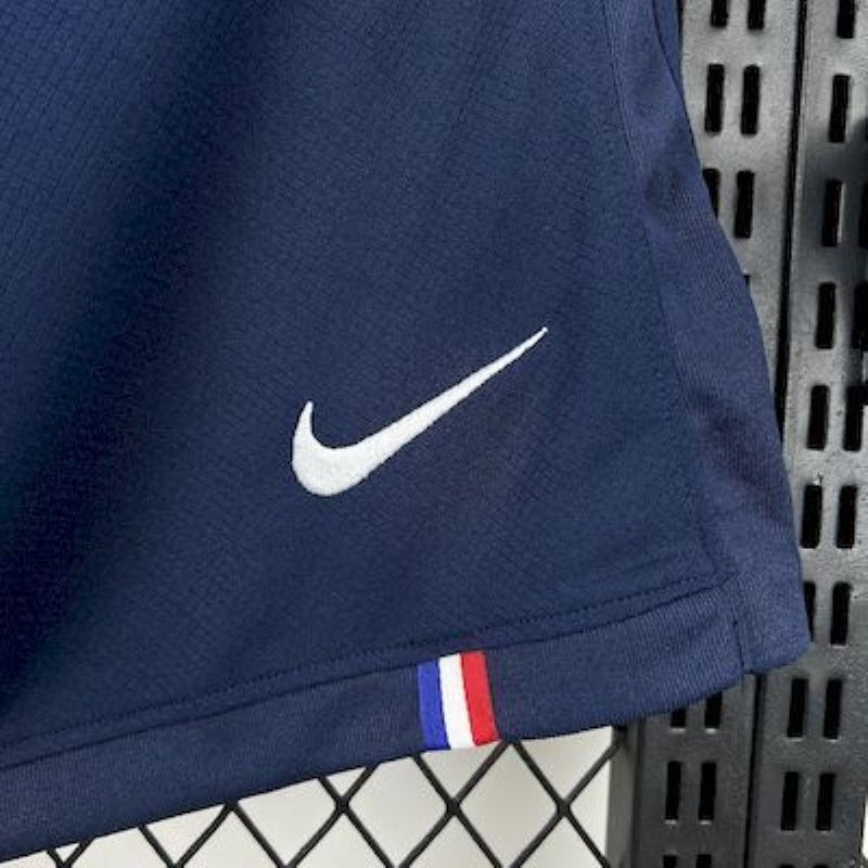 nike logo view on the PSG 25/26 Home Shorts