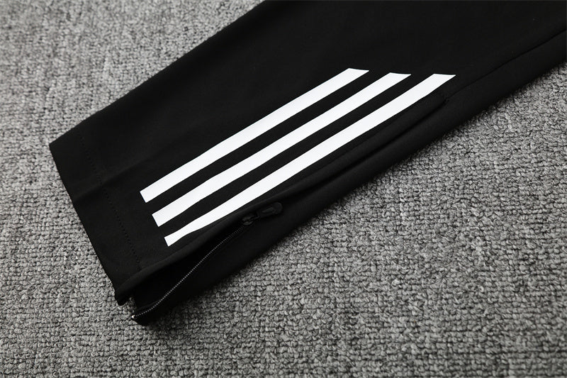 pants sleeve view of the Argentina 25/26 Quarter-Zip Tracksuit full black