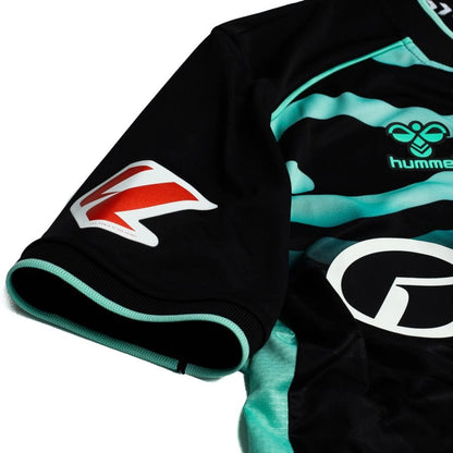 shoulder view of the Hummel Real Betis 2025/26 Third Black Shirt
