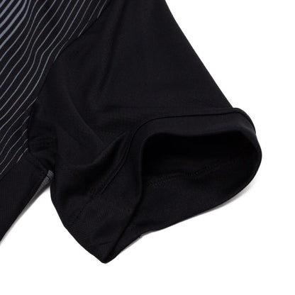 shoulder view of the Nike Chelsea 2025/26 Goalkeeper Jersey