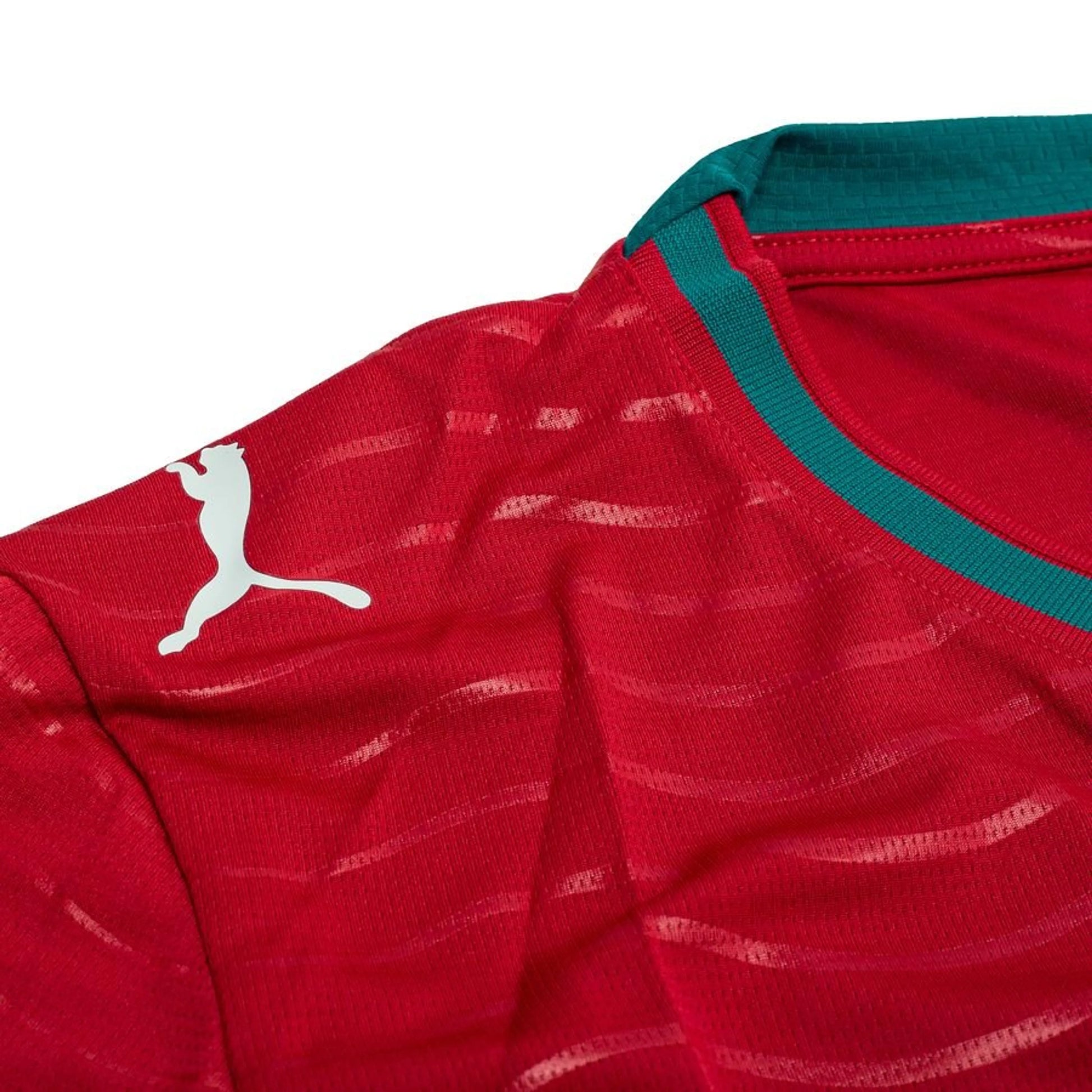 shoulder view on the PUMA Portugal 2026 World Cup Home Long Sleeve Jersey in Red and Green 