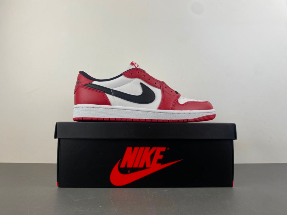 side view of the Air Jordan 1 Retro Low OG 'Chicago' (2025 Release) Varsity Red/Black-Summit White HQ6998-600
