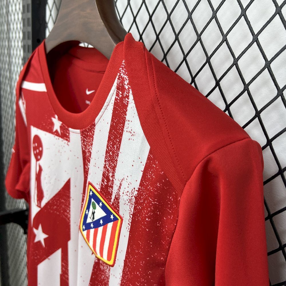 side view of the Nike Atletico Madrid 25/26 Pre-Match Jersey