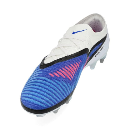 side view of the Nike Phantom 6 Elite Low Cut SG-PRO in Blue/White from the Attack Pack