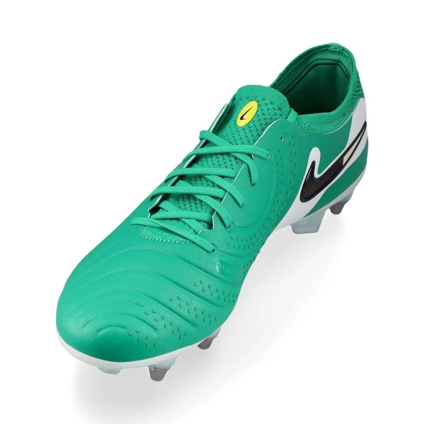 side view of the Nike Tiempo Legend 10 Elite SG-PRO in Green from the exclusive Fear Nothing Pack