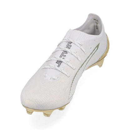 side view of the PUMA Ultra 6 Ultimate FG White Gold in White/Gold/Black colorway