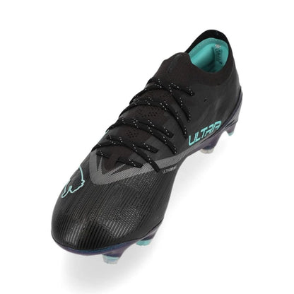 side view of the PUMA Ultra Nitro 7 Ultimate FG in Black from the Eclipse Pack