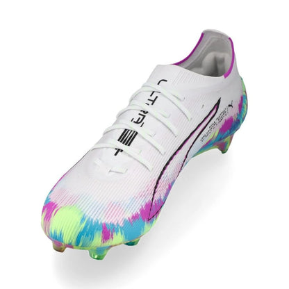 side view of the PUMA Ultra 6 Ultimate FG Brilliance Pack in White/Green/Purple colorway