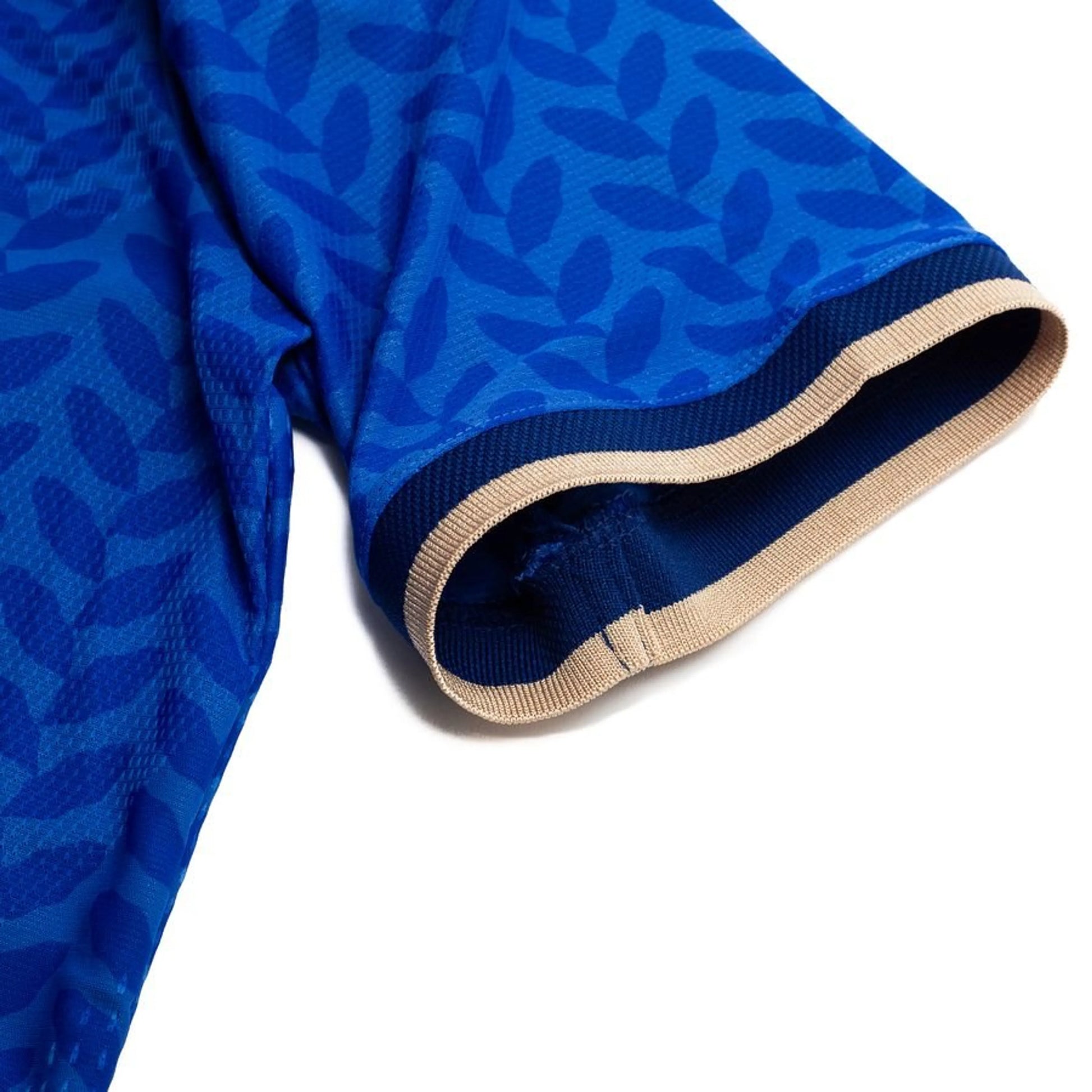 sleeve view of the adidas Italy 2025/26 Home Blue Jersey
