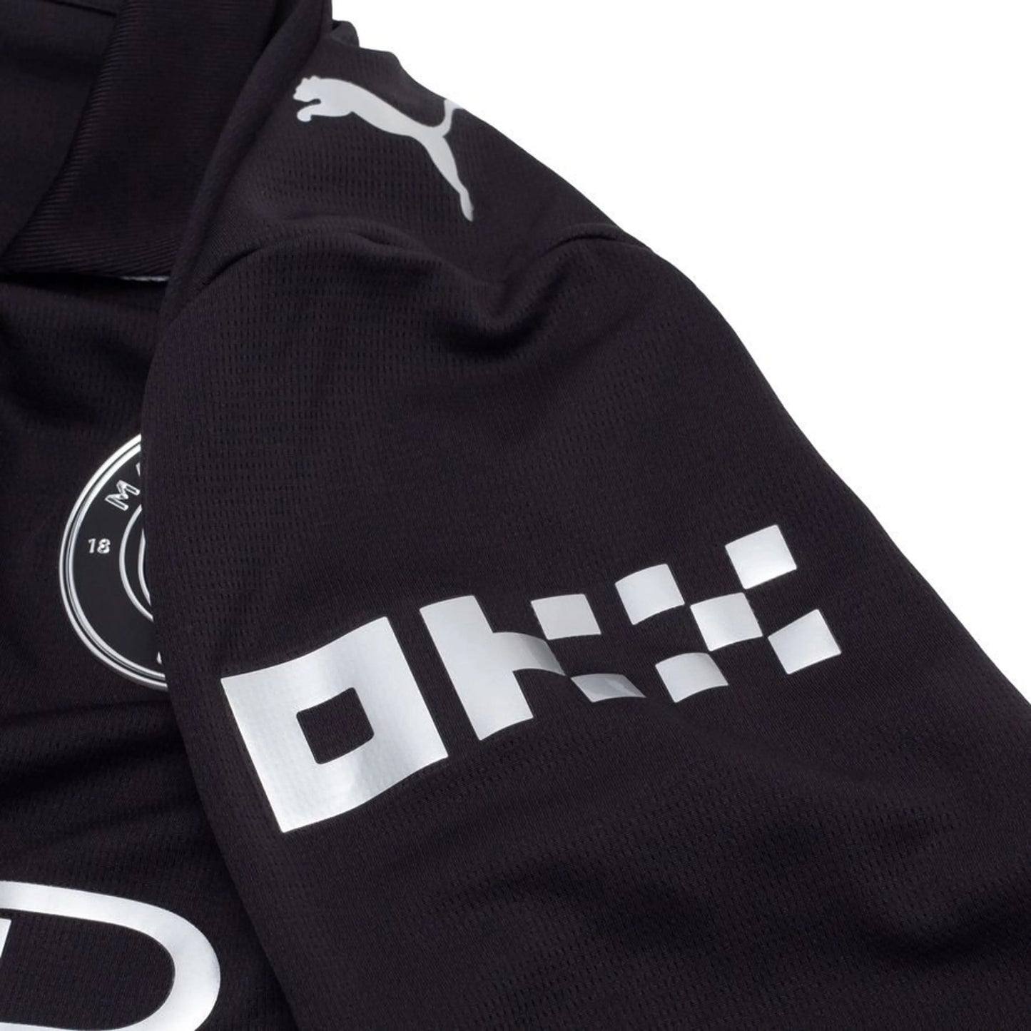 sleeve view of the PUMA Manchester City 2025/26 Away Shirt Long Sleeves
