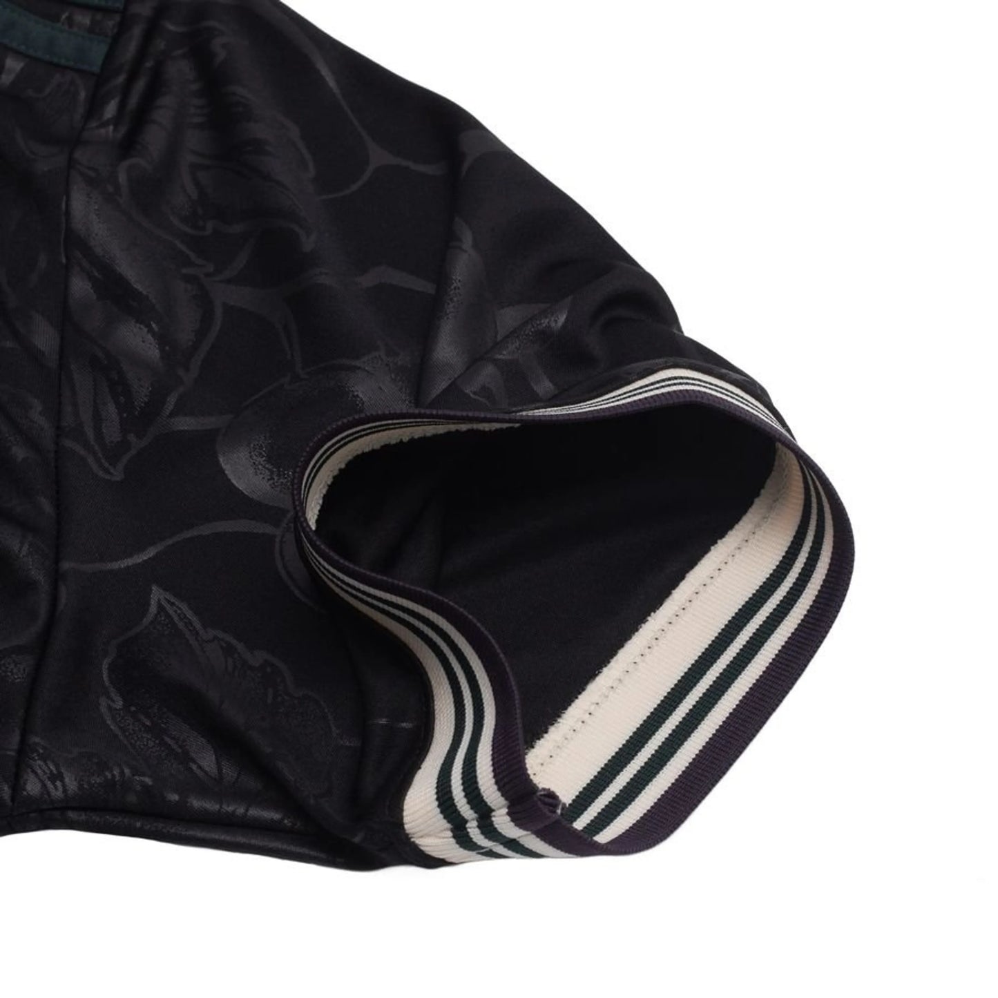 sleeve view of the adidas Juventus 2025/26 Third Shirt in Black