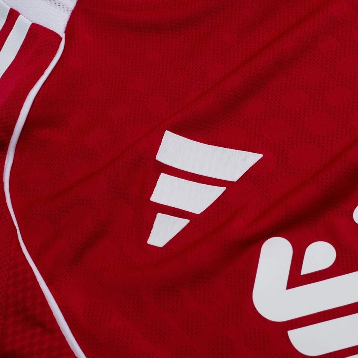 sponsor logo on the adidas Liverpool FC 2025/26 Home Jersey