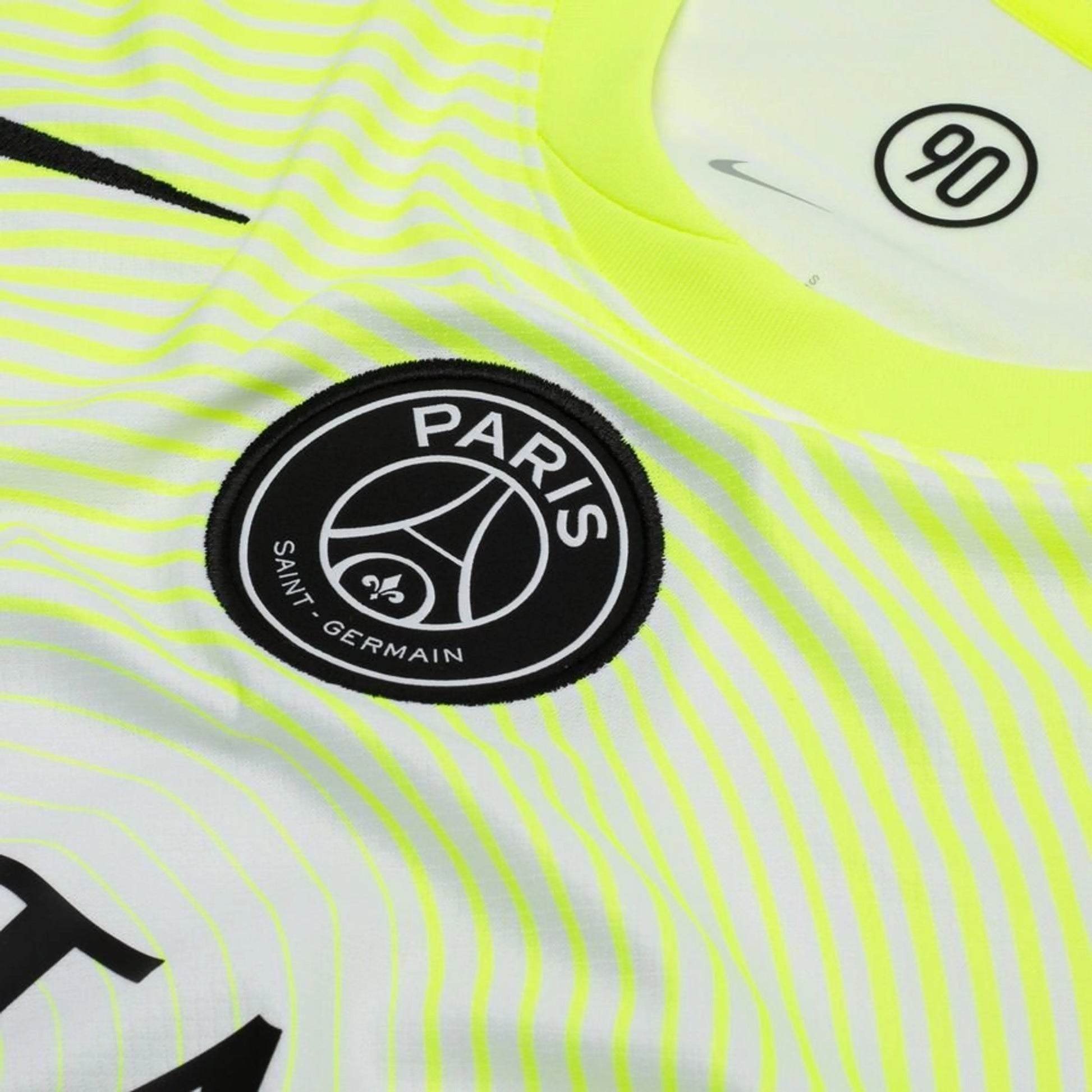 team logo on the Nike Paris Saint-Germain 2025/26 Third Goalkeeper