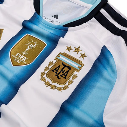 team logo on the adidas Argentina 2026 World Cup Home Long Sleeve Jersey in White Blue