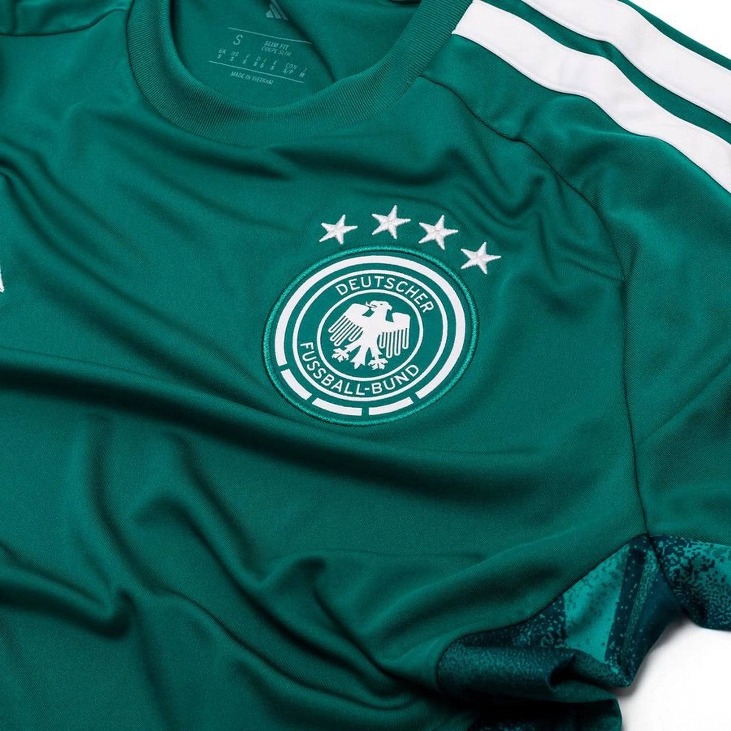 team logo on the adidas Germany 2026 World Cup Goalkeeper Jersey in Green