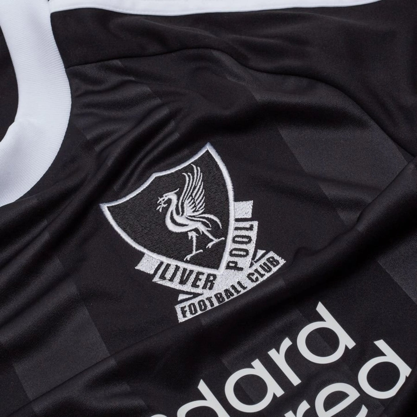 team logo on the adidas Liverpool FC 2025/26 Third Goalkeeper Jersey