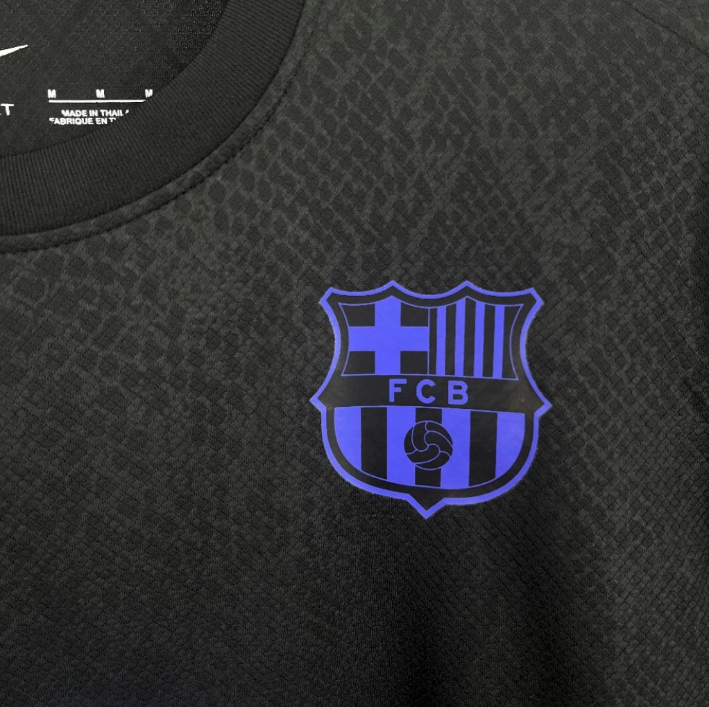 team logo view on the FC Barcelona x Kobe Bryant 2025/26 Pre-Match Away Jersey